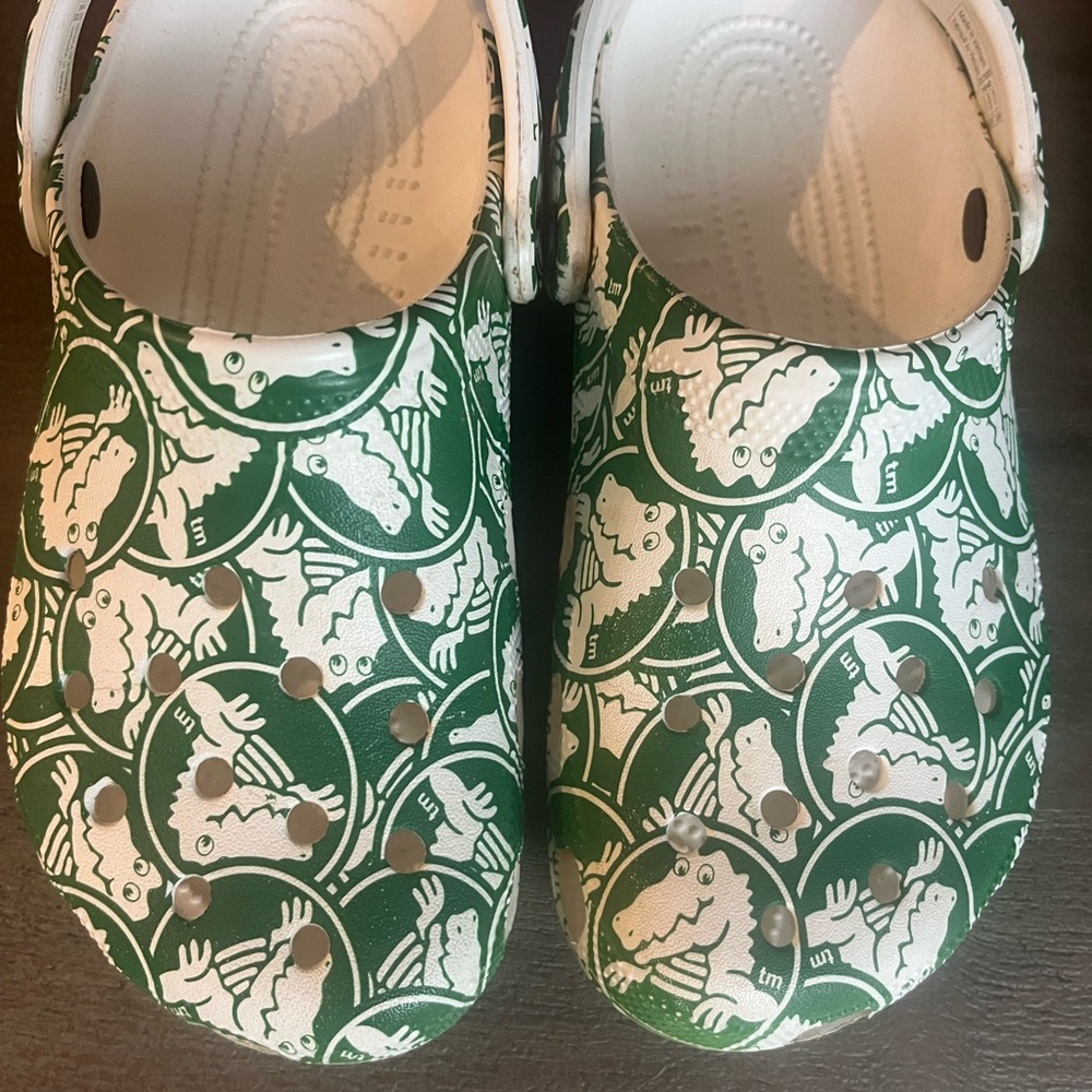 CROCS Kids Green and White Patterned Sandals